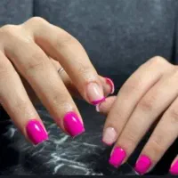 خدمات رایگان ناخن با بهترین متریال|خدمات آرایشگری و زیبایی|شیراز, کوی وحدت|دیوار