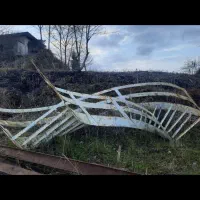 درود. تعداد ۶ عدد تیر آهن دوبل شده ۱۶ برای دو طبقه