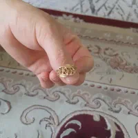 طلا|جواهرات|رباط‌کریم, رباط‌کریم|دیوار