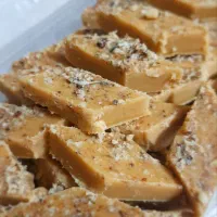 شیرینی های سنتی و مدرن آمل