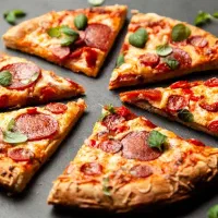 استخدام نیروی آشنا به پیتزا و ساندویچ