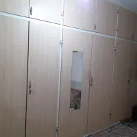 کمد دیواری با چهارچوب آهنی