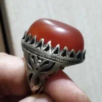 انگشتر تخصیص یمنی با دستبند قدیمی