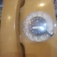 تلفن ثابت قدیمی