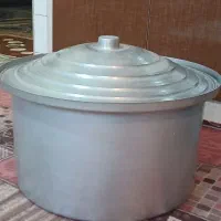 دیگ نیمه بزرگ