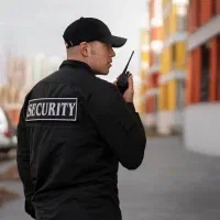 نگهبان و سرایدار ۲۴ ساعته (مقیم)