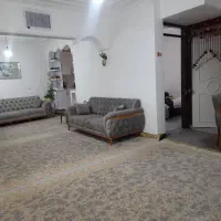 آپارتمان سه خواب تختی تمیز