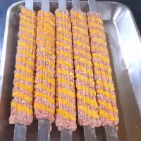 نیازمند کارگرساده در رستوران دهبکری