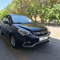 جیلیGC6اکسلنت مدل1398 کم کار سالم وبی رنگ