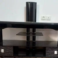 آینه و میز تلویزیون کاملا سالم در حد نو|مبلمان خانگی و میز عسلی|آبدانان, |دیوار