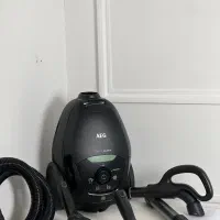 جاروبرقی AEG مدل vx82-1 oko