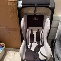 صندلی کودک در حد نو