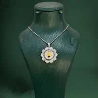 نمونه پلاک ورساچ نقره جواهری به کیفیت طلا