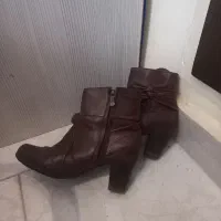 تعدادی بوت و نیم بوت درحد نو|کیف، کفش، کمربند|تهران, صد دستگاه|دیوار