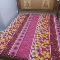 تخت دو نفره فرفورژه و چوب + تشک سالم