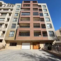 ۱۸۰ متر سه خوابه نوساز دو پارکینگ سندی