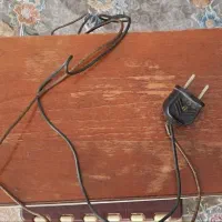 رادیو قدیمی سالم|کلکسیون اشیاء عتیقه|بیرجند, |دیوار