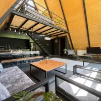 اجاره کلبه سوئیسی جنگی با آتشکده 43|اجارهٔ کوتاه‌مدت ویلا و باغ|رشت, نظری|دیوار