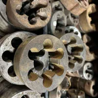 قلاویز وحدیده روسی(ابزار تراش جاوید)|ابزارآلات|مشهد, کوشش|دیوار