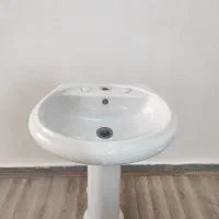 روشویی سرویس بهداشتی