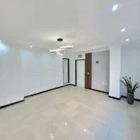 فروش آپارتمان ۸۶ متری / قلب شهر / قیمت مناسب|فروش آپارتمان|هشتگرد, شهرک آپادانا|دیوار