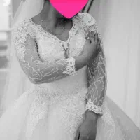 لباس عروس مزون‌دوز لوکس ، فقط یک‌بار استفاده.|لباس|ساری, |دیوار