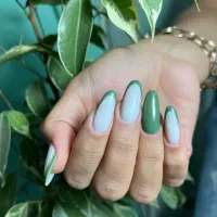 سالن تخصصی ماهی نور خدمات سالن زیبایی