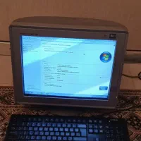 کیس خانگی با مانیتور و کیبورد و موس