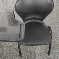 صندلی دسته دار درحدنو