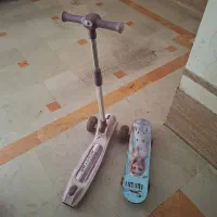 اسکوتر و اسکیت برد با هم