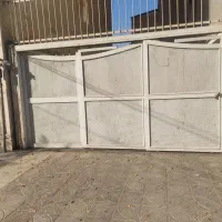 درب آهنی حیاط و پارکینگ