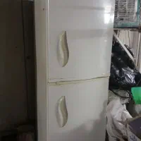 مقداری لوازم خانگی بفروش میرسد