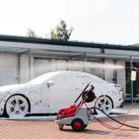 نیازمند نیروی کارواش