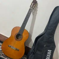 گیتار یاماها C70