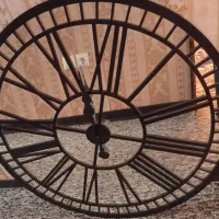 ساعت دیواری آینه ای کلاسیک