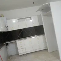 خونه طبقه هم کف راه جدا کلن دو طبقه هستسلام خونه