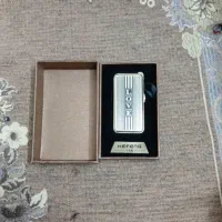 فندک مارکِ لاو
