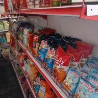 نیازمند فروشنده خانم