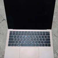 لپتاپ macbook air 2018 کارکرده با شارژر و جعبه