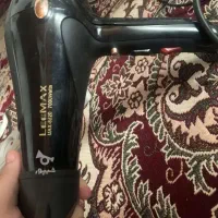 سشوار ۷۰۰۰ سالم و سلامت