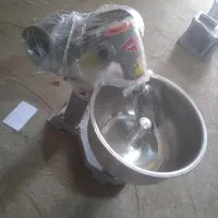 خمیرگیر.خمیرکن.مکینه.همزن