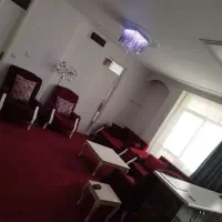 همخانه در اپارتمان دو خواب ۷۳ متری