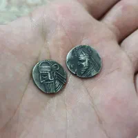دوعدد سکه نقره آنتیک و کلکسیونی اشکانی خاص