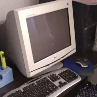کامپیوتر قدیمی و کارکرده
