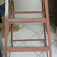 چهارپایه فلزی