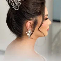 میکاپ و شینیون تخصصی با آف یلدایی سالن cip|خدمات آرایشگری و زیبایی|خرم‌آباد, |دیوار