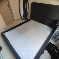 تخت و خوش خواب