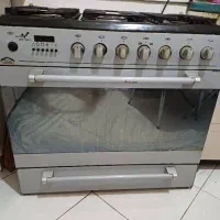 اجاق گاز تمیز همراه با فر فقط 3 تومن