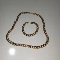 گردن بند و دست بند