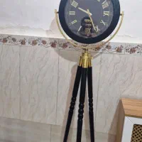 ساعت چوبی ایستاده